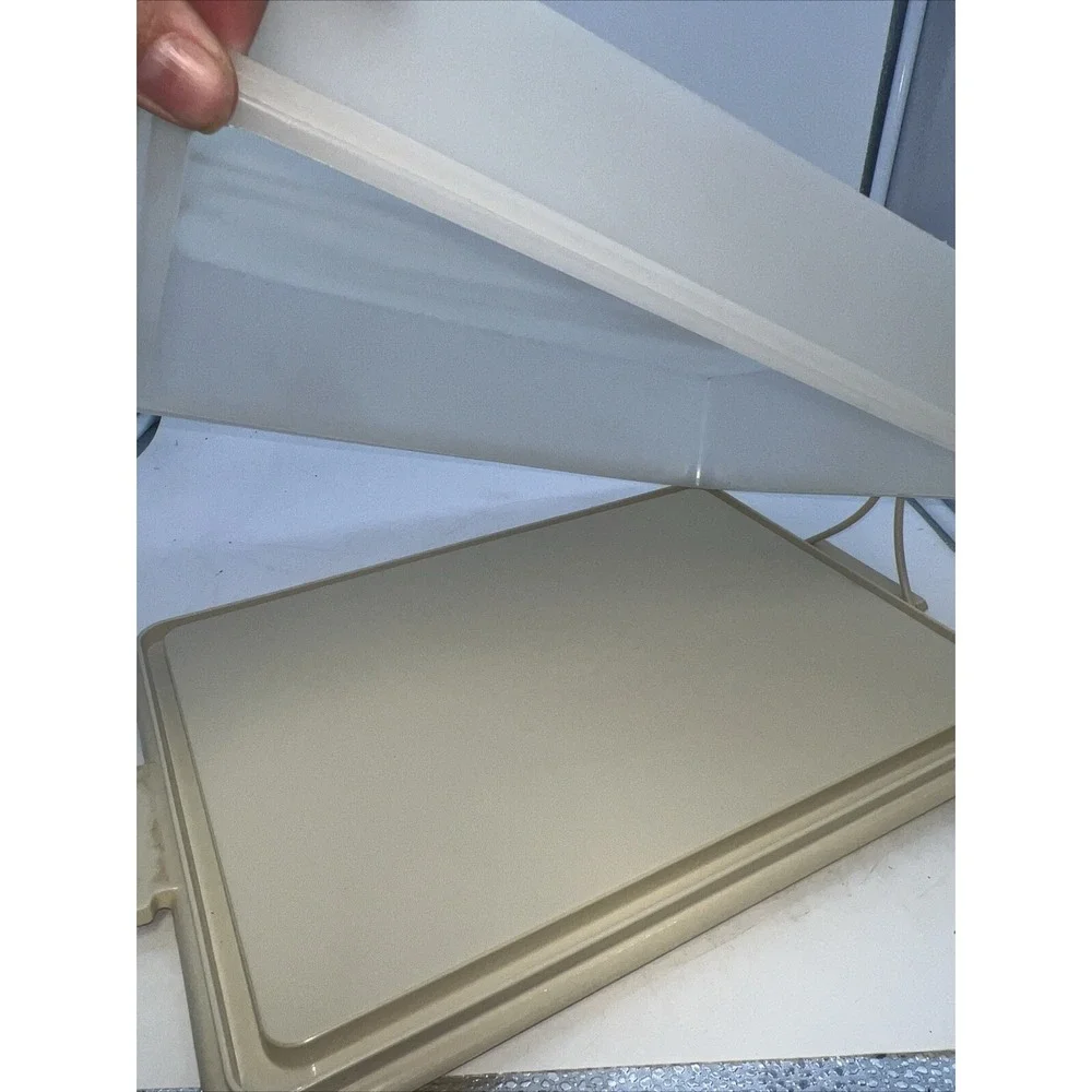 Tupperware Rectangular 9